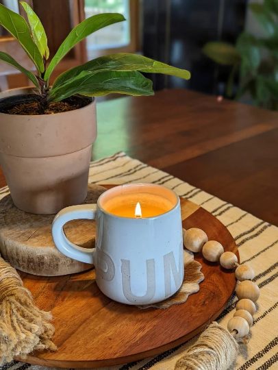 Pumpkin mug candle